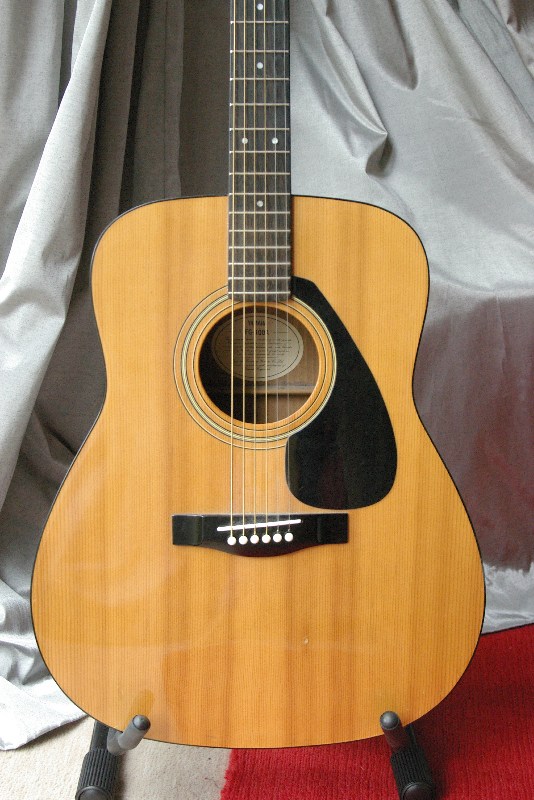 Yamaha acoustic - 2